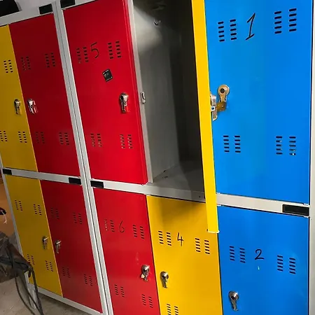 Lion & Youth אכסניה מילאנו